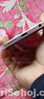 Infinix Hot 60i 6/128 GB RamRom
